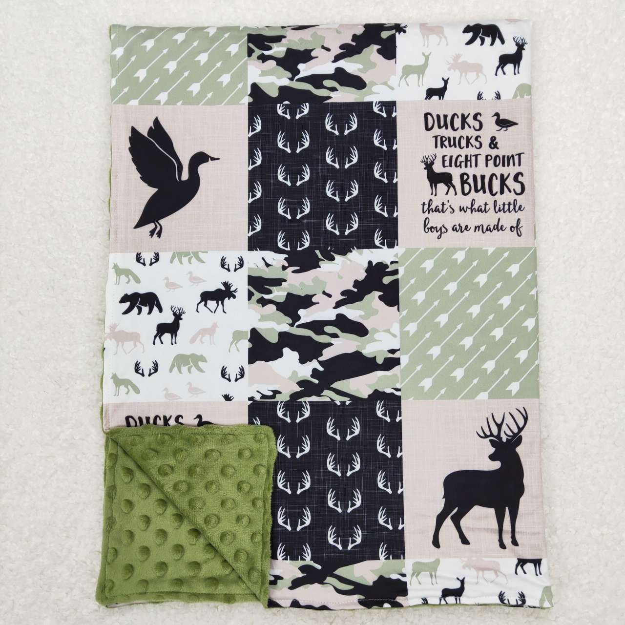 deer&duck print minky blanket