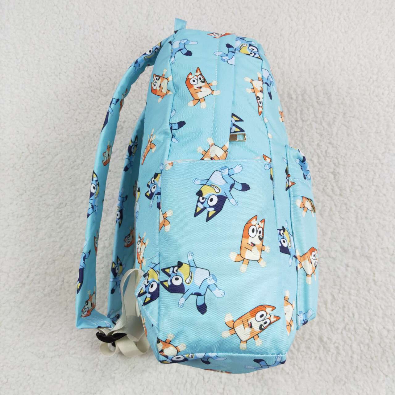 kids blu*y backpack