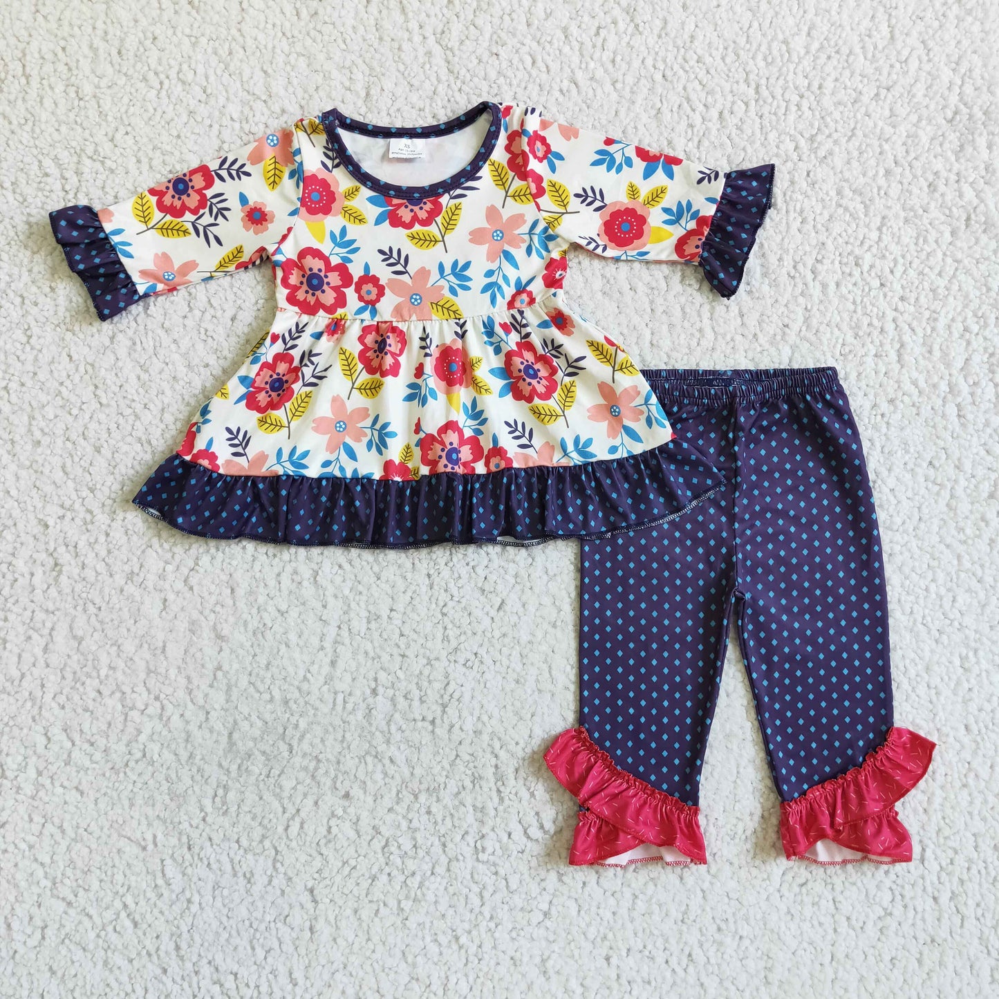 half sleeve floral dots pants outfit