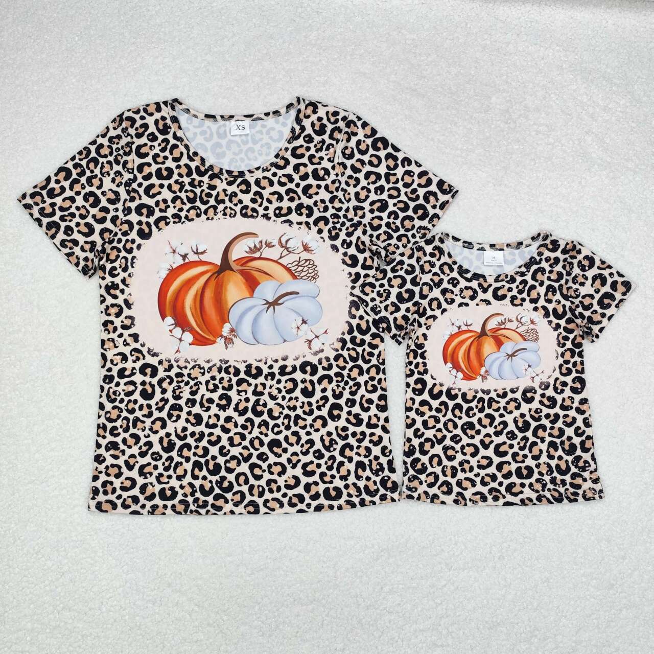 mommy and me girl pumpkin and cotton print leopard tee