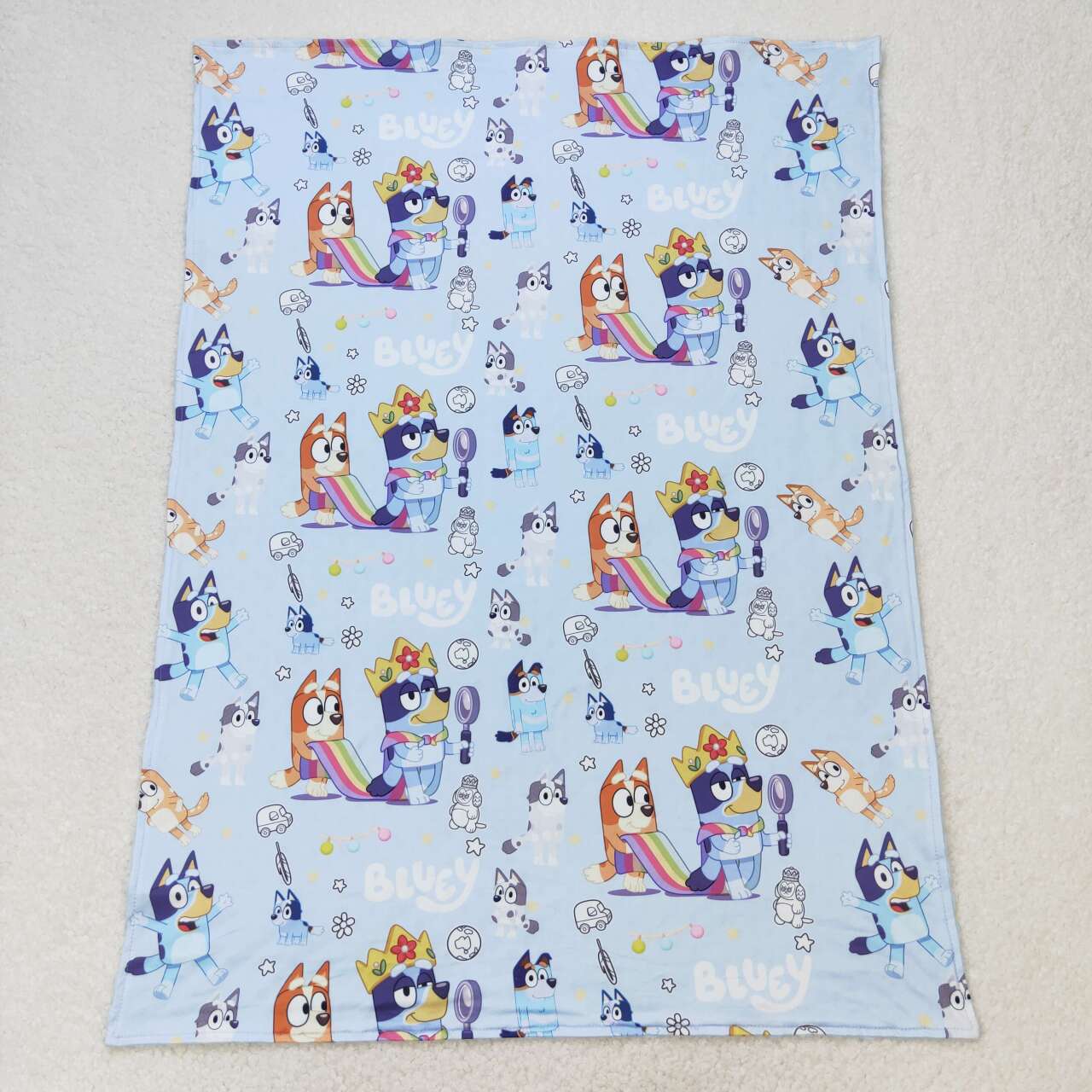 blu*y queen print minky blanket