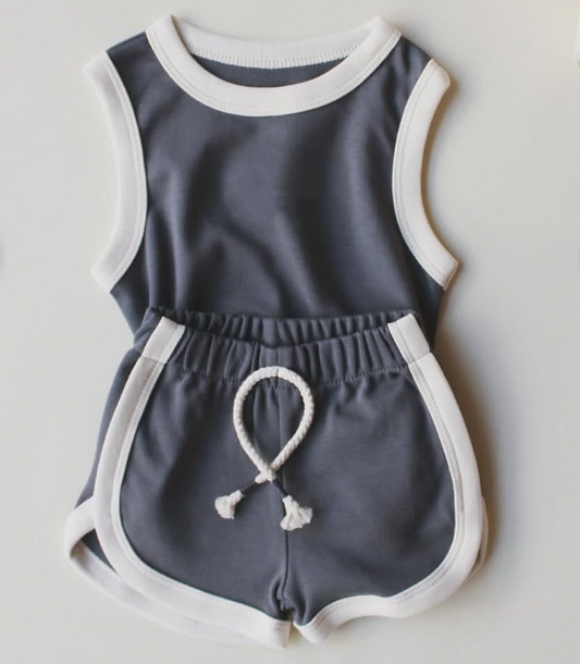 pre order solid shorts set