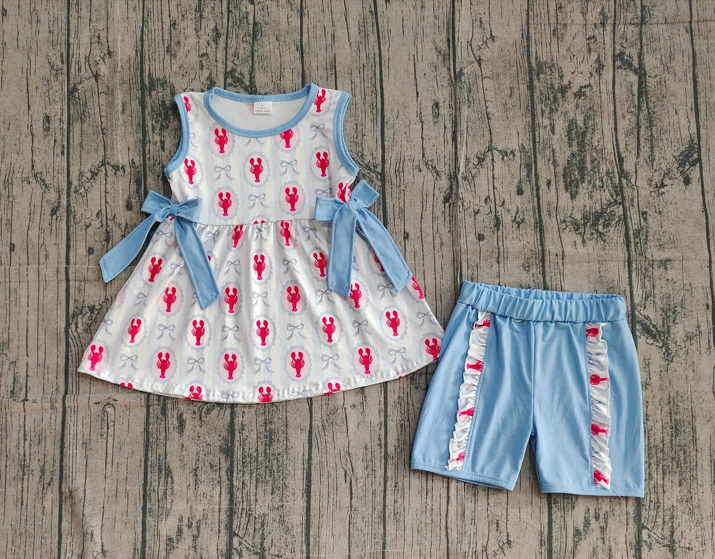 pre order crawfish girl shorts set