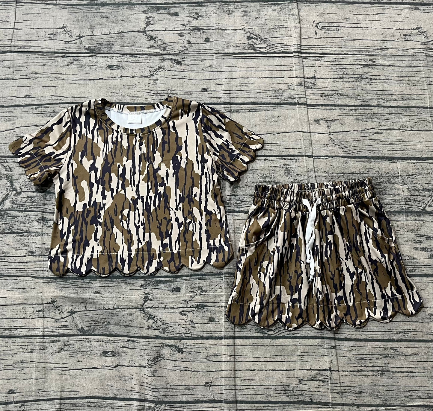 pre order short sleeve camo scalloped set