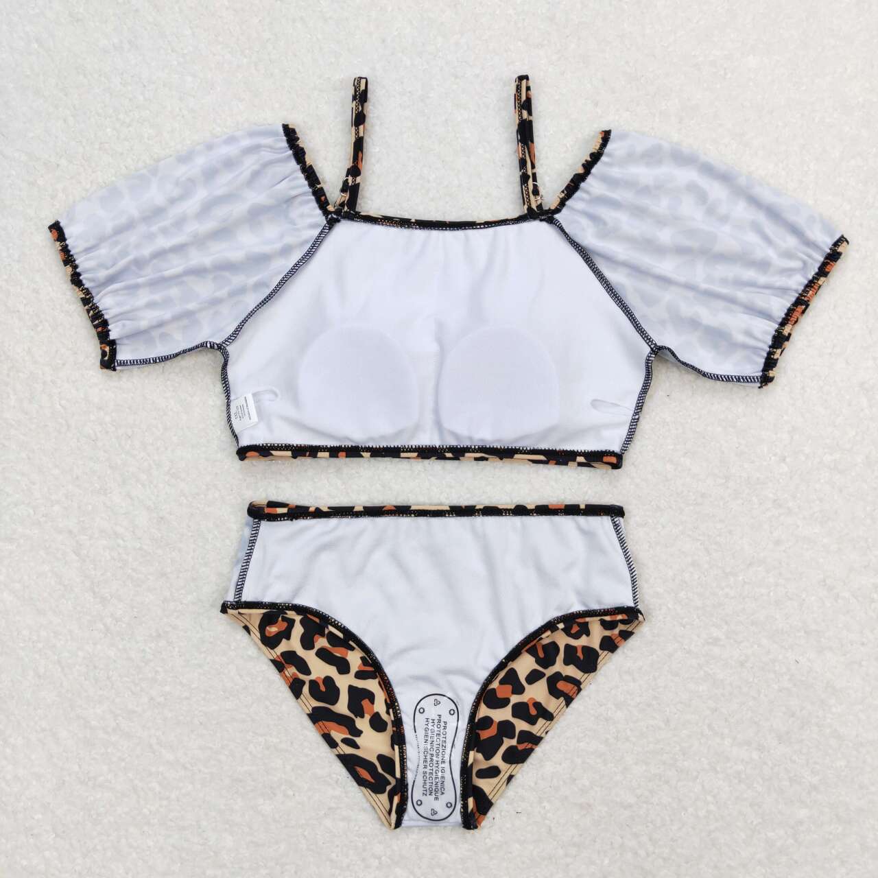 Two piece leopard swimsuit