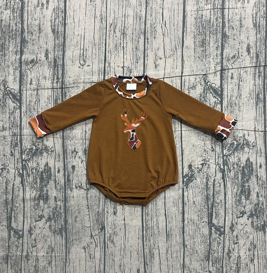 Pre order brown camo deer baby boy romper (do embroidery)