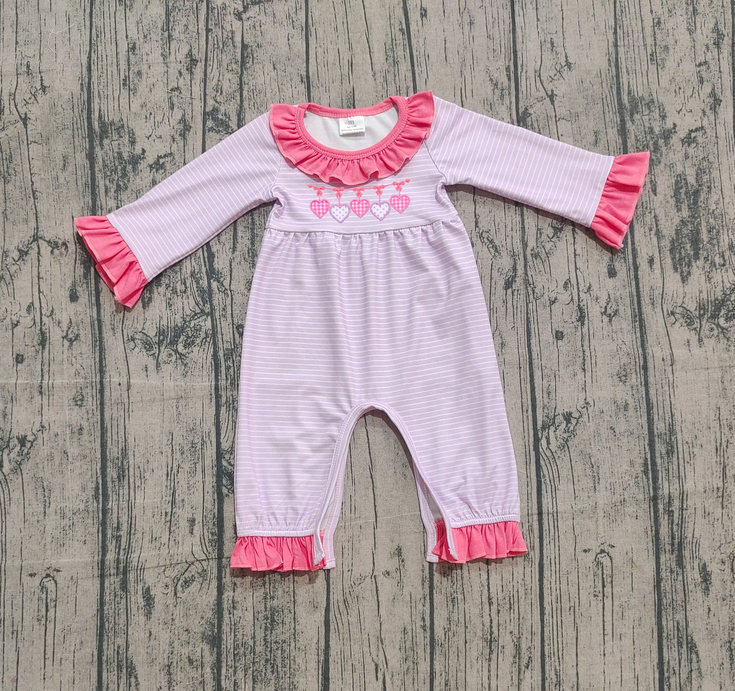 Pre order valentine's day baby girl romper (do embroidery)