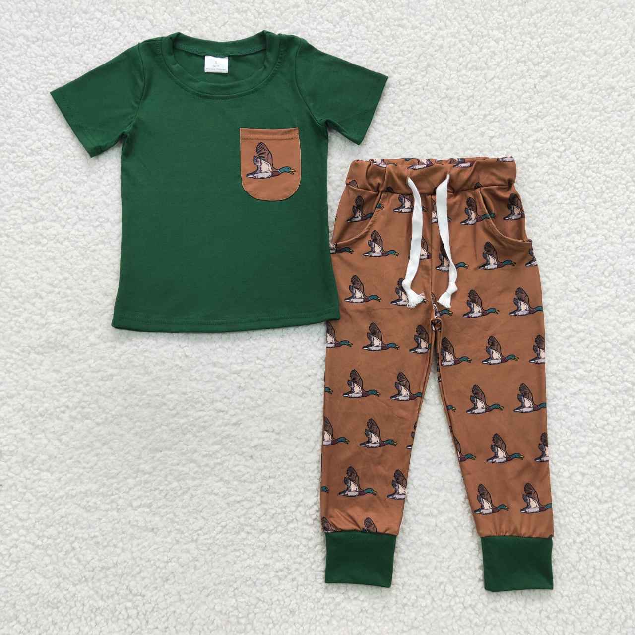 Short sleeve duck print jogger outfit boys clothes set