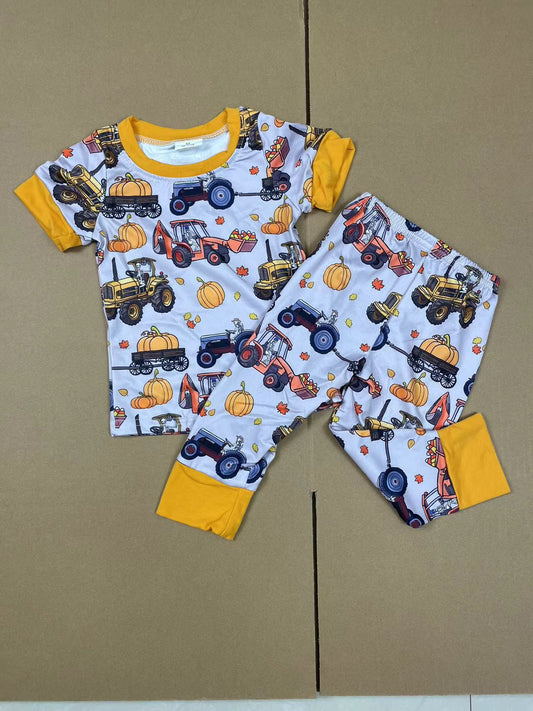 Tractor pumpkin short sleeve pajama set boy