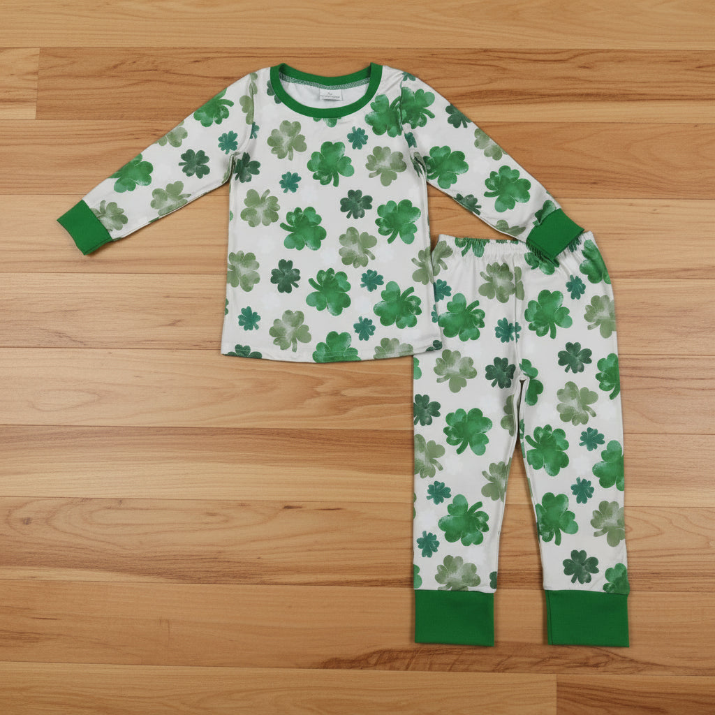 st patrick's clover leaf  two pieces pajama