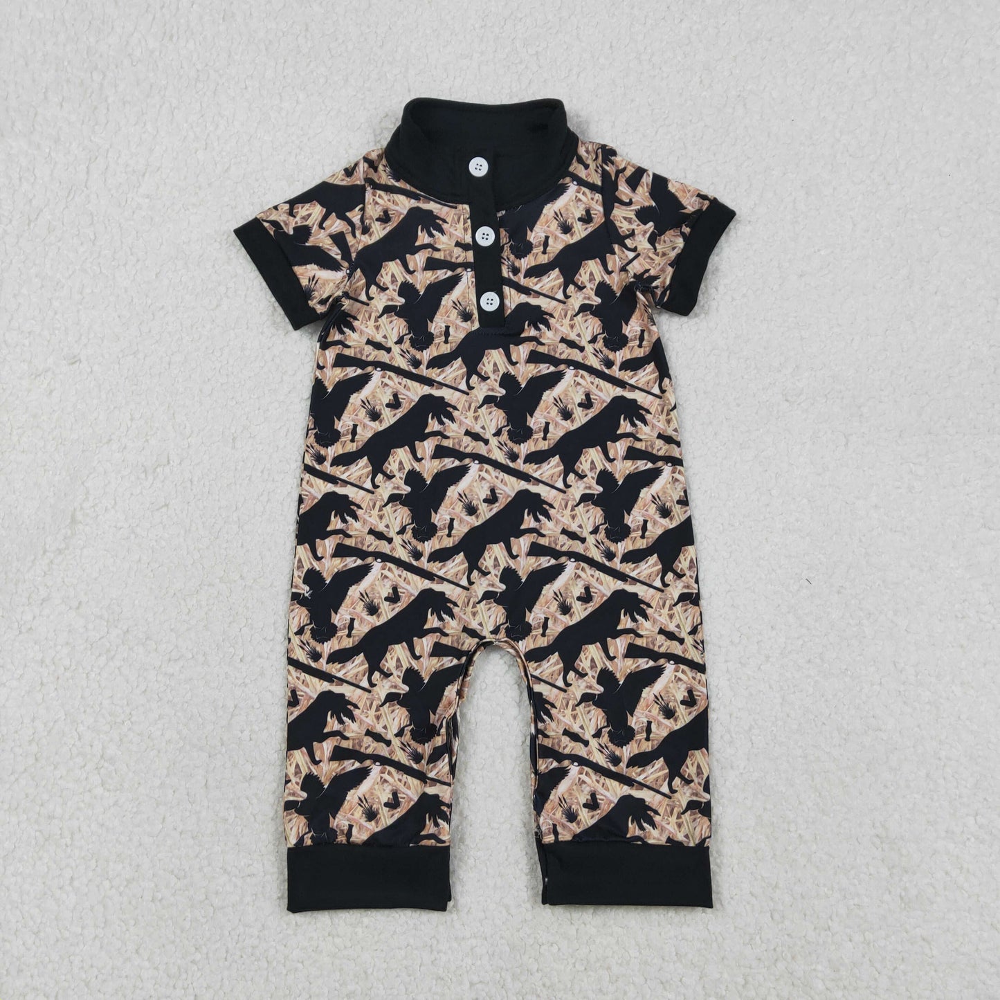 short sleeve hunting print boy romper