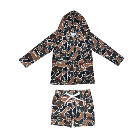 long sleeve camo hoodie top shorts outfit