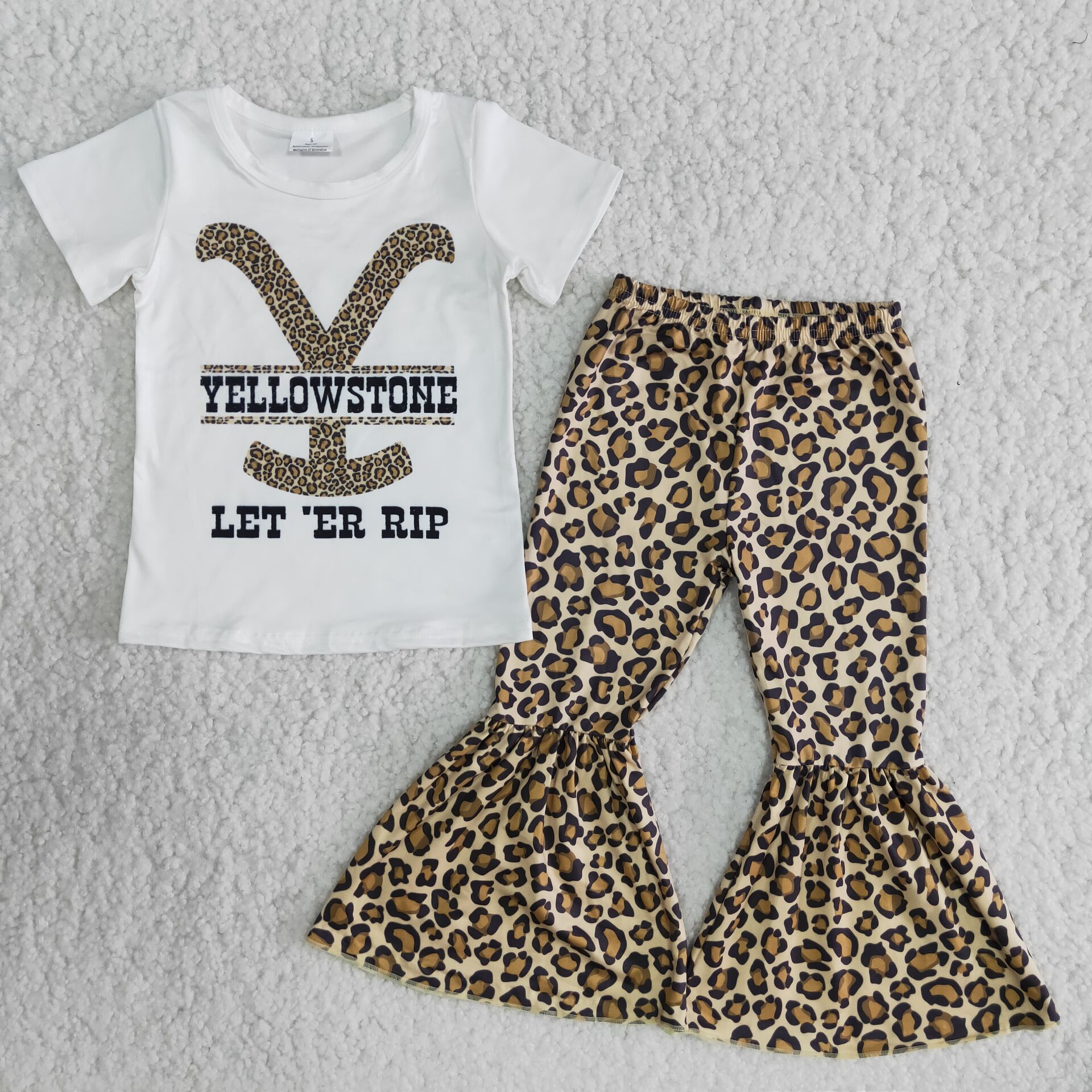 yellowstone leopard bells outfit