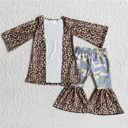 2pcs Leopard Cardigan Camo Bells Set