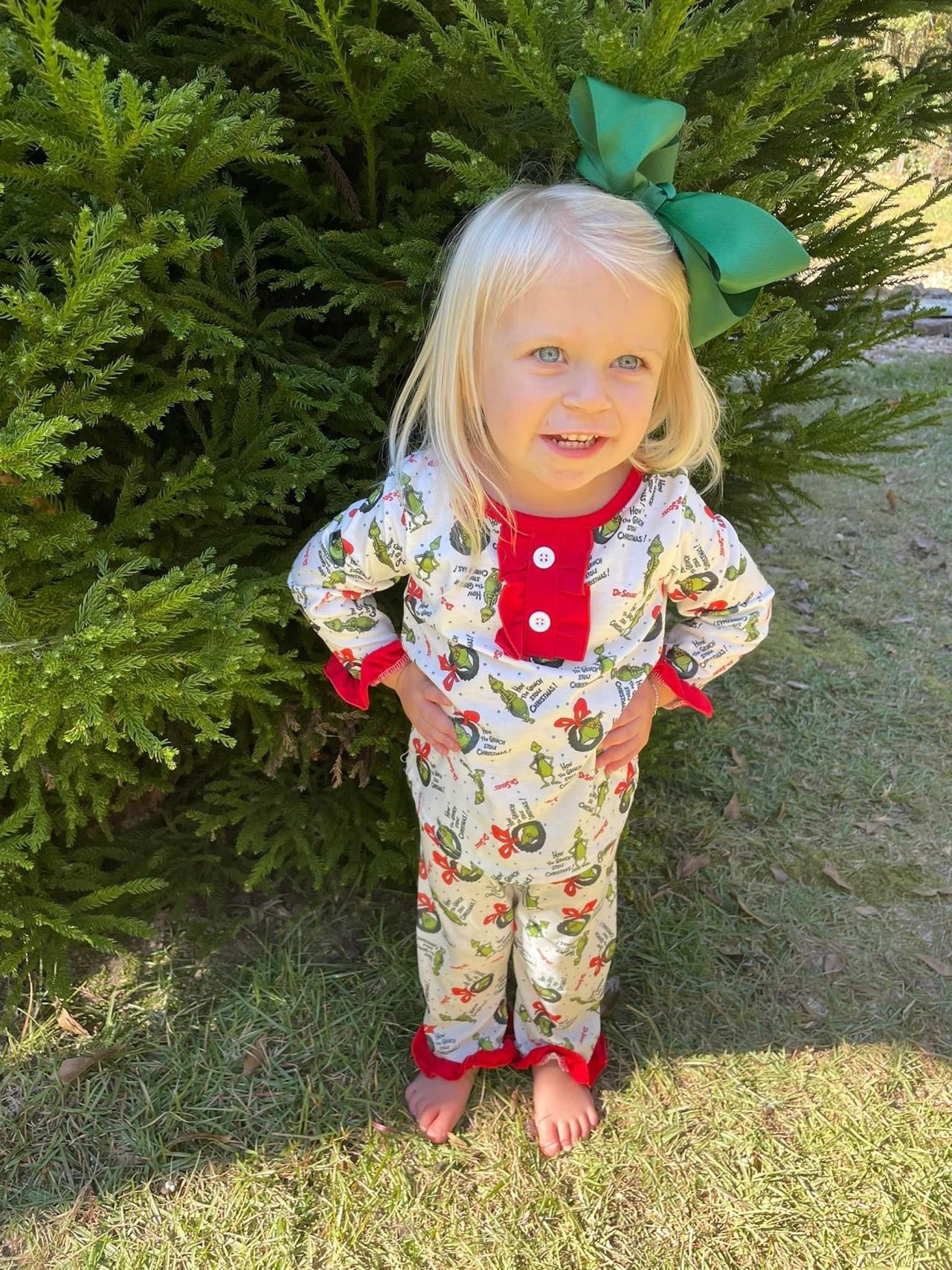 Christmas dr seuss pajamas girl