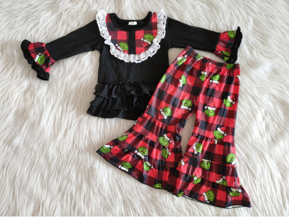 Plaid Christmas Outfit