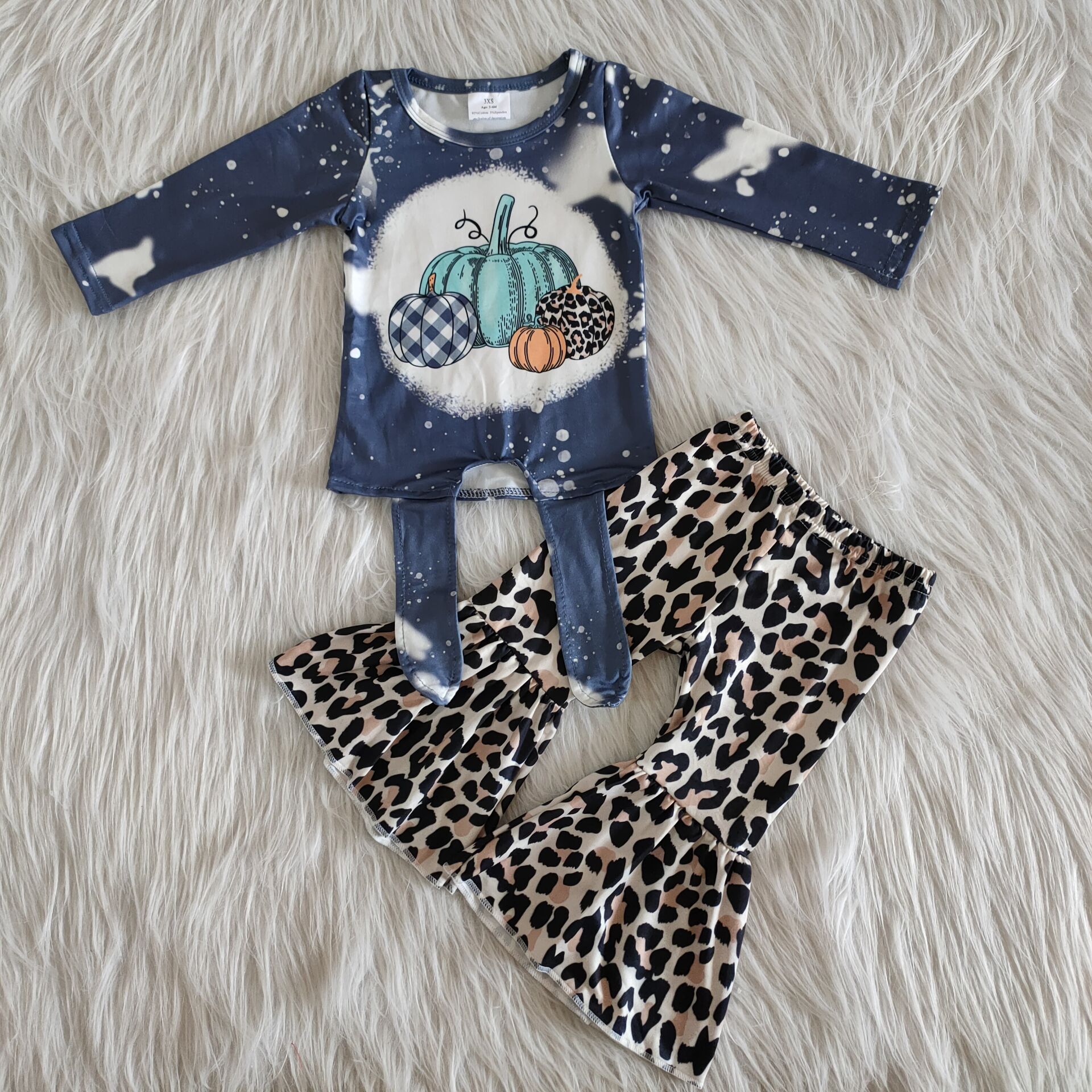 Bleached Shirt Pumpkin Outfit