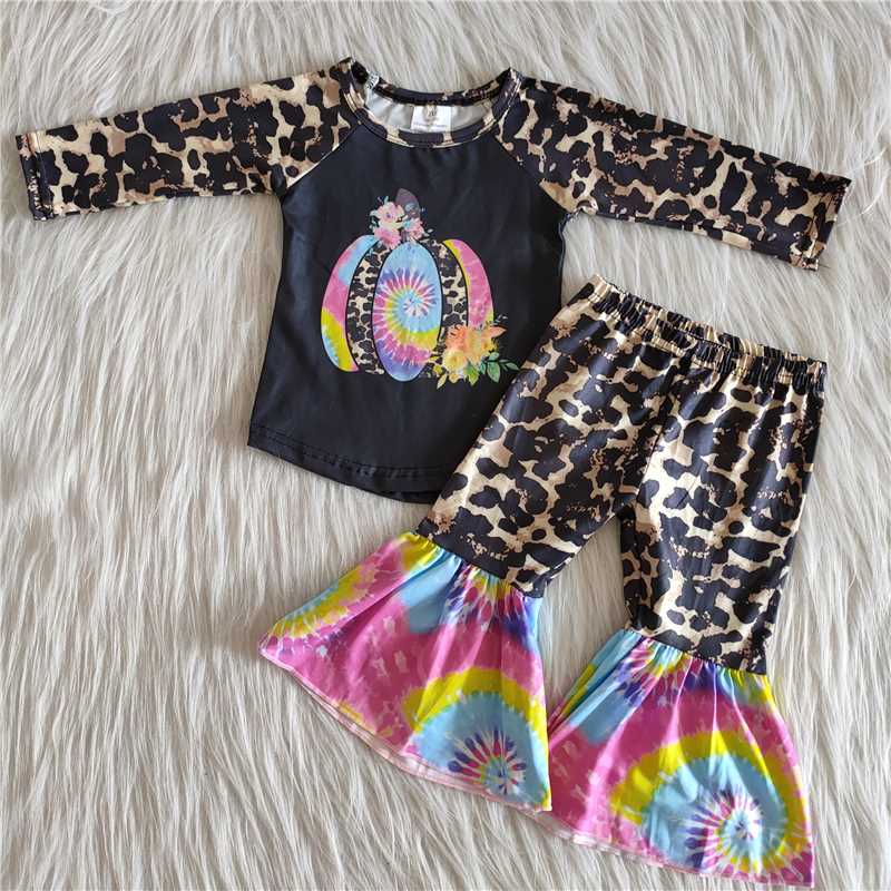 Tie Dye Pumpkin Outfit