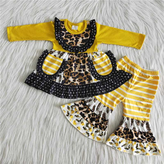 yellow pocket tunic bells botton outfit