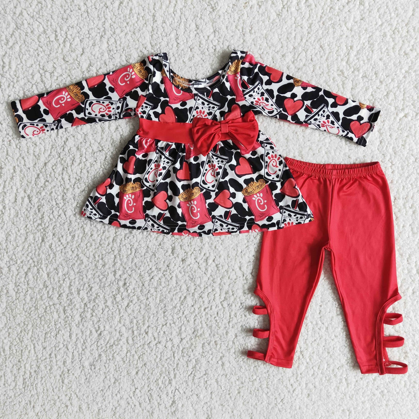 chick-fil-a red cross leggings outfit for valentine's day