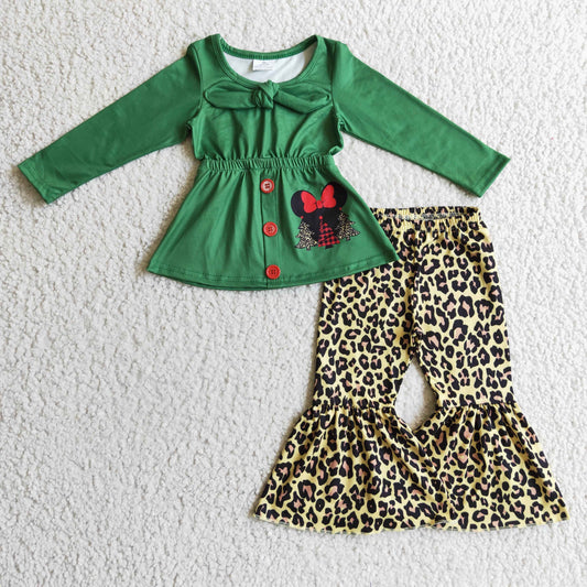girl green top with christmas tree print leopard outfits