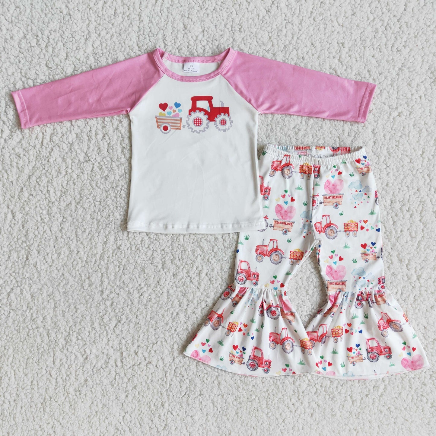 pink long sleeve truck of heart print bells outfit