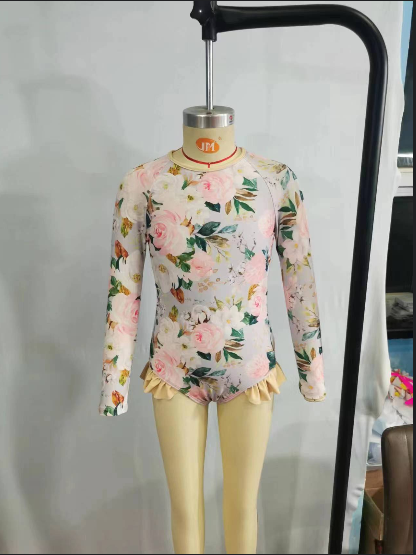 summer girl long-sleeved floral swimsuit