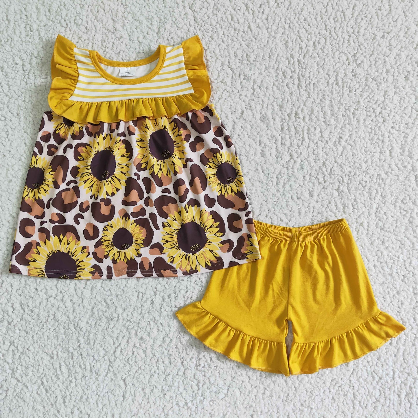 girl’s outfit sunflower&leopard shorts set yellow